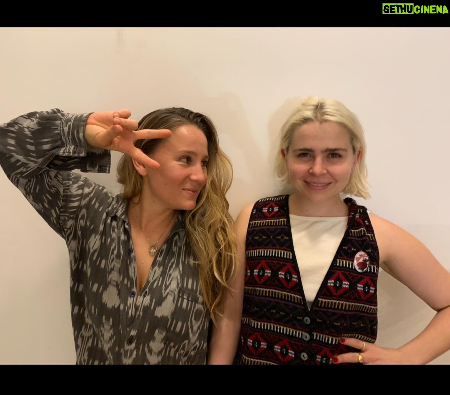 Mae Whitman Instagram - also it is Kyle’s birthday today and I have to say I love her so much It hurts and I’d be dead without her so please enjoy this pathetic slideshow of our pathetic relationship
