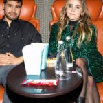 Mae Whitman Instagram – PREMIERE FOR UP HERE WHICH IS STREAMING NOW I FELT LIKE GOD DAMN LIZA MINELLI THANK U EVERYONE I love everyone 
 #uphere @uphereonhulu @hulu 

@gpcbeauty 
@anthonycampbellhair 
@tata__LA
@stuartweitzman
@deborahfergusonstylist