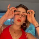 Mae Whitman Instagram - You guys there’s an insane new sale up on @juliehewettla - enter the code MAEKUP and add a belle noir and a peachie cheekie to your cart and you’ll get the cheekie free!!!!!! Extremely generous thank you Julie this is my genuine fave combo love u sorry I’m pallid #bronchitis