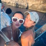 Maggie Civantos Instagram - August & my 🦁 …agradecida a mis bichas!