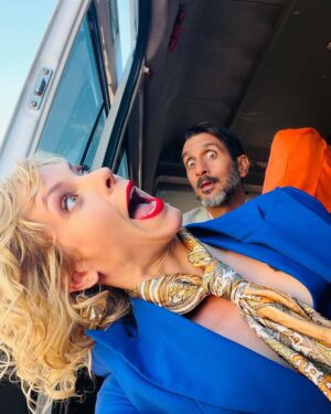 Maggie Civantos Instagram - It’s a wrap! 🎥

Fotos random… los que están y los que no están …infinitas gracias! 
🤍🤍💋💋
Asimilando lo vivido… ha sido muy especial! 🙏🏻🫶🏼 🇦🇷
La banda🤍 os amo!