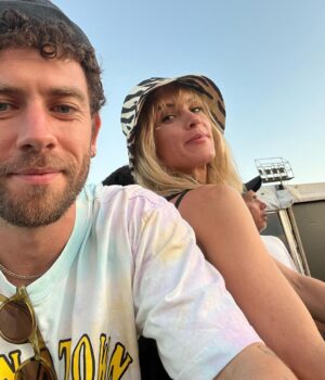 Maggie Civantos Instagram - 🙏🏻 así…Buenos Aires 23. 
#week4