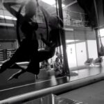 Maggie Civantos Instagram – Facing fears in the hoop…spinning 😫 … keep working on it…
Aprendiendo a vencer el miedo a girar… 
Gracias @laura_yog 🙏🏻❤️