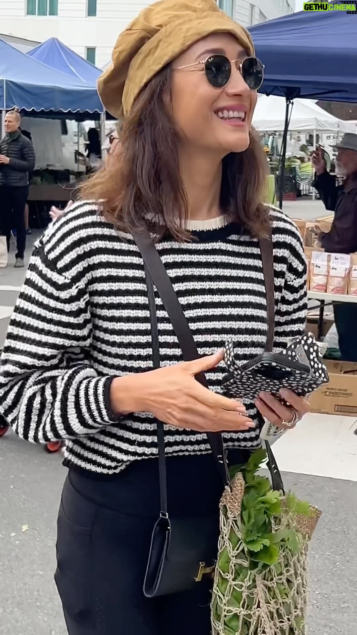 Maggie Q Instagram - ok santa monica market, you got some good stuff 🍓🍊🫐 🥬