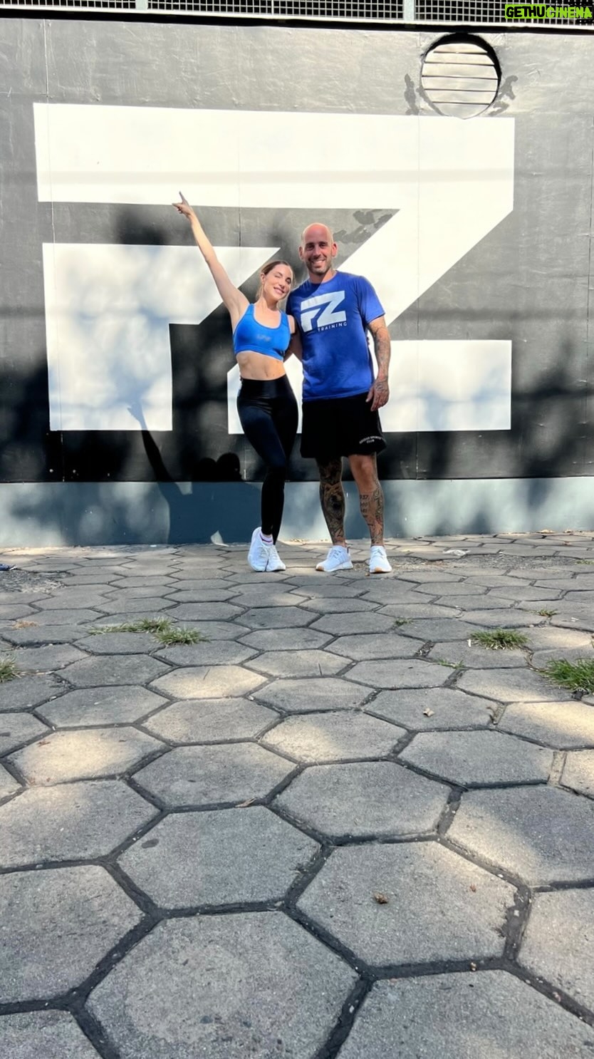 Magui Bravi Instagram - Y un día volví ! … 2 meses post cesárea cuando me dieron el alta arranqué.Aca estamos empezando de a poquito. Lo bien que me hace entrenar ! Gracias siempre @leandromenza @forzatraining_ar