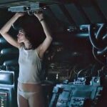 Magui Bravi Instagram - Alguien dijo #halloween ? Tributo a mi scream queen favorita : Sigourney Weaver en la piel de Ellen Ripley … Este laburazo es de @sergioinstanto el artista increíble que me regalo éste viaje al mundo del octavo pasajero Foto 2 : a ver si ven al Alien Foto 3 : la Refe