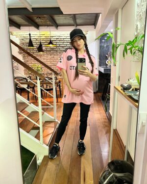 Magui Bravi Instagram - Un Dump de “últimamente” 💜 ya entramos en el 3 er trimestre. Y yo muero de amor . Bebito me haces tan feliz. Puedo decir que es uno de los momentos mas felices de mi vida .