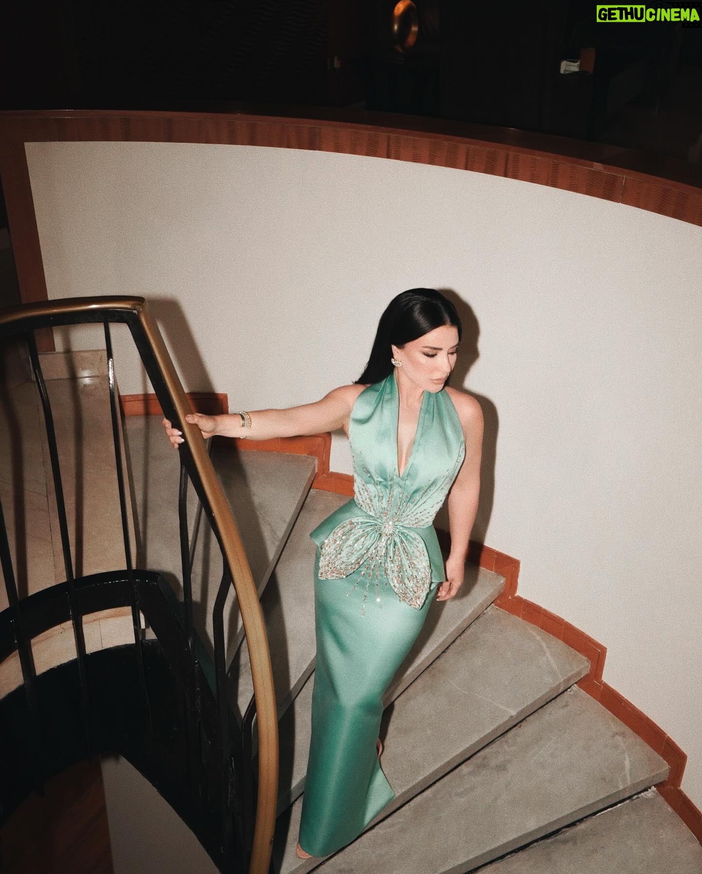 Maguy Bou Ghosn Instagram - Let’s get the @gca.award tonight ✌️🤍 Best Arab Actress 2024 ✨ #Iraq #Baghdad شكراً لمهرجان #الهلال_الذهبي في #العراق على جائزة أفضل ممثلة عربية لعام ٢٠٢٤ كل الحب والامتنان 🤍 Wearing @ramikadi Jewelry @lateliernawbar Make up & hair by @grandsamara.beautycenter Photographer @mk.visionn Location @babylon_rotana