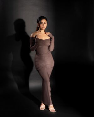 Mahima Makwana Instagram - 🖤