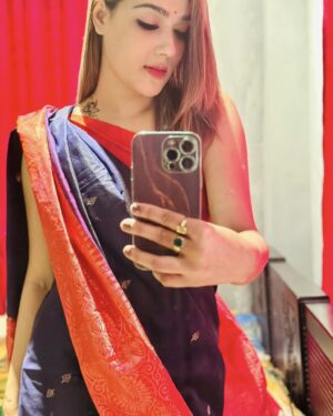 Mahiya Mahi Instagram - আমি তোমার মনে একটু একটু জায়গা কিনেছি ❤️