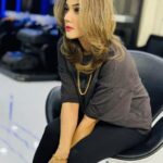 Mahiya Mahi Instagram – New hair colour by Signature Look By SAMIA
I’m so happyyyyyyyy girl 😘😘😘😘