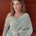 Mahiya Mahi Instagram – সামনের মাসে আমায় একটা ঝুমকো কিনে দিয়ো ❤️