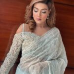 Mahiya Mahi Instagram – সামনের মাসে আমায় একটা ঝুমকো কিনে দিয়ো ❤️