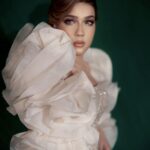 Mahiya Mahi Instagram - Red carpet look at Meril-Prothom Alo Award Attire- Sanaya Couture MUA- Signature Look By SAMIA Styling- Quadrey Mahfuz 📸- Syed Shahewar Hussain
