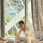 Mahmoud Hegazy Instagram – وكآن من حقي أحضنك 🤗