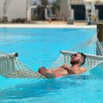 Mahmoud Hegazy Instagram - Relax and breathe 🫶