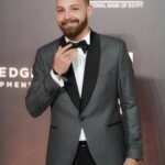 Mahmoud Hegazy Instagram - #cairodramafestival ✨#M_H 🌟 @cairodramafestival 🎭 @abukhalilbespoke 🕴🏼 @maged_helal 📸