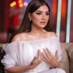Mai Omar Instagram - أمس في برنامج الحكايه مع الإعلامي الكبير أ/عمرو أديب علي @mbcmasrtv @elhekayashow Stylist @islam.mitwally Wearing @miojofficial Makeup @dinaragheb Hair @ahmed__mounir Photographer @mohanadhamdy_ph
