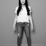 Mai Thi Nguyen-Kim Instagram - 1. "maiLab" ist ein Team. Wie sind Sie als Chefin? 2. Wie reagieren Sie, wenn Sie im Internet angegriffen werden? 3. Wenn Sie das Virus mit einem Körperausdruck beschreiben müssten? Aus SAGEN SIE JETZT NICHTS vom @szmagazin - alle 10 Fragen findet ihr unter dem Link im Profil! 📸 ©Tibor Bozi für Süddeutsche Zeitung Magazin #ssjn #tiborbozi #maiLab