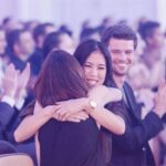 Mai Thi Nguyen-Kim Instagram - Das war Sommer 2018, Grimme Online Award für maiLab, Melanie und ich in Freudentränen. Drei Jahre und zwei weitere maiLab-Teammitglieder später erfahre ich heute, dass ich für #maiLab & #quarks einen Grimme-Preis bekomme. Ich bin so unglaublich dankbar 🙏🙏🙏 Danke @grimme_institut für diese Wertschätzung ❤️ Danke Melanie, @lars.dittrich.71 & @jens.mailab für das allerbeste Team dieser Welt ❤️ Danke @funk ❤️ Danke an das @quarks.de-Team von Corona in 5 min ❤️ Danke an alle Freunde der Sonne da draußen, die aus einem kleinen Nerd-Kanal eine riesige Plattform für wissenschaftliche Aufklärung gemacht haben ❤️ Und nun entschuldigt mich, ich muss durch die Wohnung tanzen 💃🏻