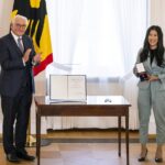 Mai Thi Nguyen-Kim Instagram - Bundesverdienstkreuz ... ich fühle mich so geehrt, ich weiß nicht, was ich sagen soll 📸 Gero Breloer