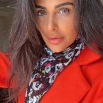 Mais Hamdan Instagram – Friday mood 🧡🧡🧡 
مين بيحب ميكي ماوس ؟! 👋

#ميس_حمدان #mimitta #maishamdan #mood #friday #weekend