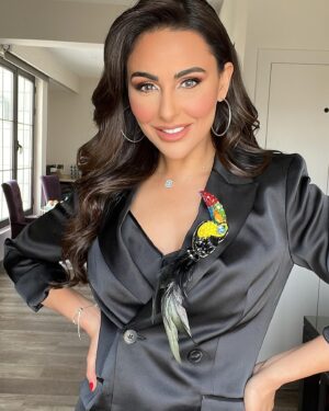 Mais Hamdan Instagram - My look from yesterday’s episode of (ساعه حظ) 🇯🇴 @ammantvofficial 
ايه رايكو في اللوك ؟ 
Pics by @levonphotographer