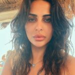 Mais Hamdan Instagram - Hope ya all r enjoyin eid ☀️ #maishamdam #mimitta #ميس_حمدان