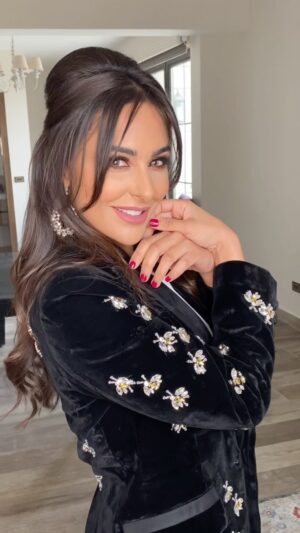 Mais Hamdan Instagram - @mimitta_official  @dunzeee 👈👈👈👈
#ميس_حمدان #mimitta #maishamdan