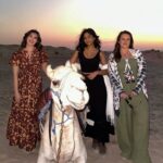 Maitreyi Ramakrishnan Instagram – lumpy horses with @forbesunder30 🐫🐪☀️