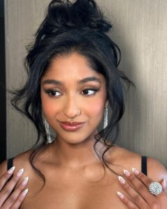 Maitreyi Ramakrishnan Instagram - I’m about to post so much, you’ll wish you never asked me to be more active🤭🤍🖤✨ @theacademy thanks for the invite