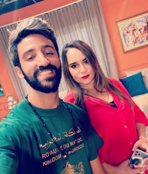 Majdouline Idrissi Instagram - Hâte de vous faire découvrir le nouveau projet réalisé par @hichameljebbari ( 💕💕💕💕)la série “tissa3 felkhater " @al_aoula @spectop_officiel avec l’@adorable @simosedraty 💕💕 @azizdadasofficiel @didane_abdellah @hindsaadidioff @bassou_mohammed @benhayouneghita @meryamkadmiri  @fattahelgharbaoui @imanehadi_ @marwarioui @chbouba @tasnim_cheham_officiel 
-
-
#maroc #morocco🇲🇦 #casablanca #series