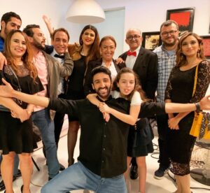 Majdouline Idrissi Instagram - Tournage terminé 🎬
On vient de terminer le tournage de la série diffusée sur MBC5 #daba_tezyan qui rencontre déjà beaucoup de succès auprès des téléspectateurs, un grand merci pour votre soutien et vos retours 🥰
Je tenais aussi à remercier le réalisateur @hichameljebbari et toute l'équipe grâce à qui ce projet a pu voir le jour, très heureuse d'en avoir fait partie !! 🙏
@simosedraty @salma.sairiofficial @tasnim_cheham @saidaitbajja1 @azizhattabofficiel @ahlamzaimiofficiel @nezharegragui
-
-
#serie #daba_tezyan #comedie #clap #end #backstage #artist #friends #goodmoments #proud #grateful #success #fun #love #mbc5 #maghreb #morocco
