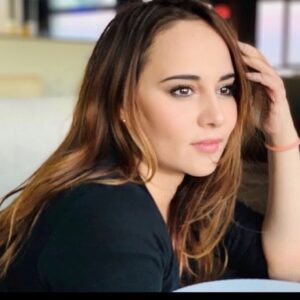Majdouline Idrissi Instagram - Si vous ne pensez pas a l’avenir ,vous ne pouvez pas en avoir un 🌝
-
-
- #maroc #casablanca #actress #actorslife #marocaine #series #goodvibes #rabat #