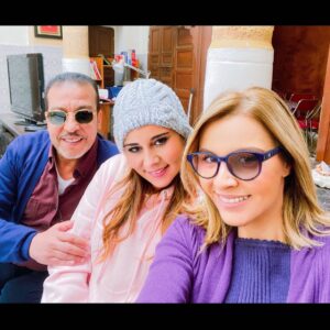 Majdouline Idrissi Instagram - Avec notre superbe actrice @fatimakhairoff la parfaite 💕💕et mon frère etmon meilleur ami@azizdadasofficiel sur le plateau de de la série wlad l3am de ibrahim.chkiri @b.dimna @spectop_officiel @mbc5tv @didane_abdellah @noufissabenchehida_ @saidaitbajja1 @zineblaalami @benhayouneghita @rabiekati #mikasacasa @berradarita @mansour_aamoum 
-
-
-
#series #mbc5#actress #actorslife #casablanca #saladesmarocaines