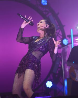 Malú Instagram - Madrid!! Primera noche … Uff , sin palabras!! Ya quiero más!!! Nos vemos el viernes!!! 🤟🏼🤟🏼🤟🏼