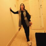 Malú Instagram – Recuerdos de Barcelona… el próximo lunes volvemos a vernos… Ganaaaaaaas!!!
Pero antes… este finde, nuestro A Todo Sí llega a Gijón y A Coruña!!!! Tenéis toda la info en mi pagina web! Vamoooooooooos!!!! 🤟🏼🤟🏼🤟🏼
