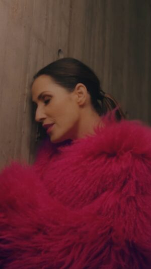 Malú Instagram - Mi gente!!! Aquí la sorpresa!!!! Podréis ver El Apagón junto a @_melendioficial_ mañana 24.04 a las 20h!!!!!

Ganaaaaaaaaas!!!! 🤗🤗🤗
