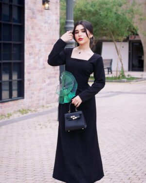 Malak Abu Zaid Instagram - -
dress from : @roze___line 💚

photos by : @munera.photo 💚