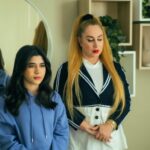Malak Abu Zaid Instagram – –
انتهت قصة رنا في مسلسل #منت_رايق 🥹

شكرا لكم جميعاً من القلب لكل كاست العمل ، عشت معاكم احلى الكواليس بهذا العمل الممتع والخفيف وايد عالقلب ، كل الحب والشكر لمخرجتنا استاذه نهله @nahlaalfahad مشكوره على طاقتج الايجابيه ولانج كنتي دايما حريصه على نفسية الممثل وتهيئة الاجواء للمثليين باللوكيشن 

واشكر مؤلفتنا المبدعه @monaalnoofli على هالقصه الحلوه ورسمج لشخصية رنا الي وايد كانت قريبه مني وشكرا للمنتج الراقي الاستاذ يوسف الغيث @yousifalghaith  على انتاج هذا العمل المميز 

واكييييد لازم اشكر اختي ميوش @shaymaa_sulaiman الي كانت صج تعطينا من روحها الحلوه وتشجيعج لي ورا كل مشهد يااطيب اخت بالدنيا 

وخالتي شيوخ @mays.gumir اجمل خاله بالدنيا شكرا لانج كنتي السبب الرئيسي لرسم الضحكه بكل مشهد يااكثر وحده تساعدني بتنفيذ خططي🫣

شمردل عاد ( شمشون ) @abdulaziz.k.alnassar شكرا على خفة دمك ولانك بالصج كلش مو شمردلاوي 😂 ، وايد احب طاقتك وقطاتك علي

عمي عادل @shehab_hajjeya هذي مو اول مره نشتغل مع بعض وبكل عمل نشتغل فيه مع بعض اتعلم منك اكثر واكثر ، وايد احبك واحب الشغل معاك 

وليد @moe.kaz سوري على المقلب 🫣 ، وشكرا لانك كنت صديق لي واكثر واحد تشجعني ، الله يعلم شكثر اعزك وشكثر احب الشغل معاك 🫶🏻

ماانسى بوسعيد الي كله يصيدني وانا اسوي حركات غريبه ويصورني شكرا لك على لقطاتك الحلوه 🫶🏻 @azizalkhudhair 

واشكر باجي الممثلين الي ماالتقيت معاهم بمشاهد المسلسل ولكن انتوا ابدعتوا وشكرا على جهودكم 🫶🏻