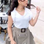 Malak Abu Zaid Instagram - - بدلتي ماخذتها من @om_retag3 🤍 تصوير : @munera.photo - #ما_شاء_الله #ملك_ايو_زيد #اسطورة_مسرح _الطفل #مسلسلات_خليجية#الكويت #مشاهير_الكويت#الكون_في_كفة #بعد_غيابك_عني #سنين_العشرة#منت_رايق#ولد_امه#نوح_العين #موديلات_فساتين_فاشن_ازياء_ستايل#ترند#مشاهير#نون_النسوه#بوتيك_ملوكه#mbcdrama#الكويت #مدينتي #البحرين#عمان#اليمن#قطر