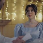 Malak Abu Zaid Instagram - _ رنا عطت وليد الورقة المكتوب فيها قصة مي وشمردل ..! . . مع صديقي اللي ما ارضي ينكسر خاطرة @moe.kaz 🤍🤍 #مسلسل_منت_رايق تاليف:#مني_النوفلي @monaalnoofli ✍️ اخراج :#نهلة_الفهد @nahlaalfahad 🎬 انتاج:#يوسف_الغيث @yousifalghaith