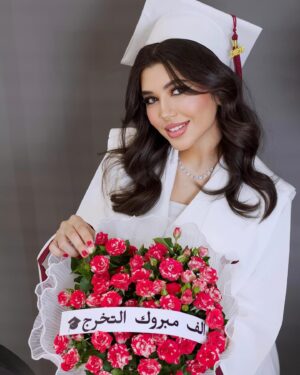 Malak Abu Zaid Instagram - -
senior 2024🎓

photos by : @munera.photo