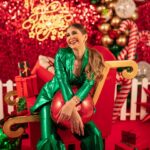 Malak Koura Instagram - Wishing you all a great year! My new year shoot for my interview with @kalamelnasonline ⁣ ⁣ Dressed by: @tayacouture ⁣ Makeup: @henda.mohsen Jewelery: @michaelorojewellery ⁣ Hair: @hemajoe_hairstylist ⁣ Photography: @abdallaphotography ⁣ Decorations: @eventsbyyasminmedhat