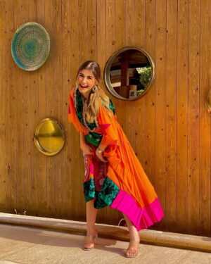 Malak Koura Instagram - مافيش احلى من لمتنا على الفطار ، ربنا ما يحرمنا كلنا من لمه رمضان 🌙🧡