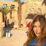 Malak Koura Instagram - مافيش كلام يوصف حبى وفخرى ببلدى مصر الحضاره ⁣ و فى كل سفريه بتباهي بانى مصريه .⁣ احلى بلد فى الدنيا مصر .⁣ ⁣ This is for Egypt, my loving country and my beautiful people. I am lucky to be Egyptian, standing on the shoulders of the greatest cultural heritage in the world. Long live Egypt 🇪🇬