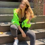 Malak Koura Instagram – Life in neon ❇️