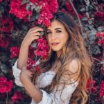 Malak Koura Instagram - كل سنة وانتم طيبين ❤⁣ Photos by the amazing @abdallaphotography