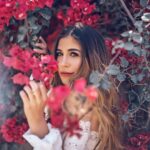 Malak Koura Instagram - كل سنة وانتم طيبين ❤⁣ Photos by the amazing @abdallaphotography