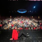 Malena Guinzburg Instagram - Gracias CANNING por esta hermosa función! Le pusieron toda la onda del mundo! Aguante el PAMI carajo! Nos vemos pronto! Próximas funciones #queridodiario MAYO 🇦🇷9/5 Paseo la Plaza CABA 🇦🇷10/5 Casa de Cultura SALTA 🇦🇷11/5 Teatro Mitre JUJUY 🇦🇷12/5 Teatro Alberto TUCUMAN 🇦🇷23/5 Paseo La Plaza CABA 🇦🇷24/5 Teatro Coliseo ZÁRATE 🇦🇷25/5 Teatro Helios PALOMAR 🇦🇷31/5 Teatro Seminari ESCOBAR JUNIO 🇦🇷1/6 Sociedad Italiana SAN FERNANDO 🇦🇷7/6 Teatro Maipú BANFIELD 🇦🇷8/6 Teatro Metro LA PLATA 🇦🇷14/6 La Ranchería JUNÍN 🇦🇷15/6 Casa de la Cultura PERGAMINO 🇦🇷16/6 Rafael de Aguilar SAN NICOLÁS 🇦🇷28/6 Sociedad Italiana SAN MIGUEL 🇦🇷29/6 Teatro UOM. SAN JUSTO Entradas en www.malenaguinzburg.com Producción @hthproductora @matuti13 @diegoscott @vanigibert